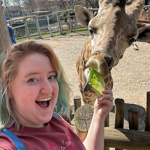 Meet your Posher, Abigail